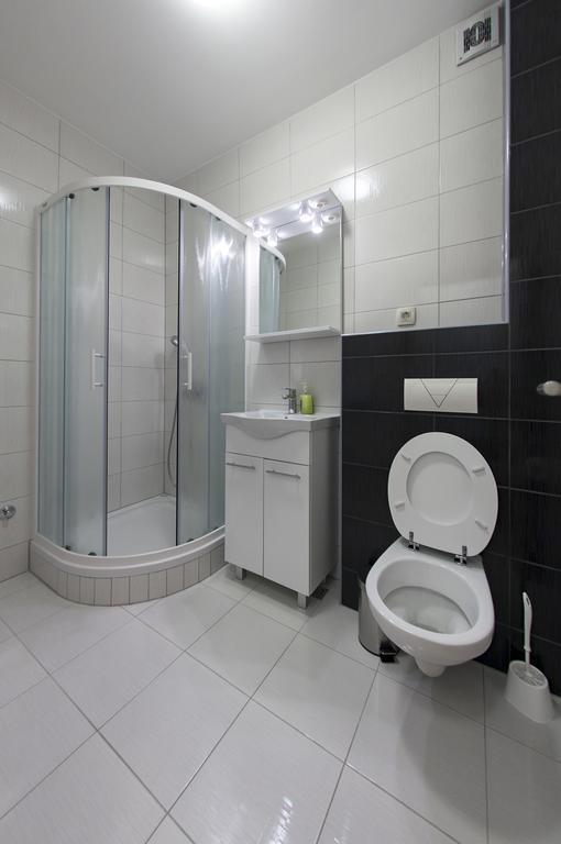 Guesthouse Villa Klara Baška Voda Eksteriør billede